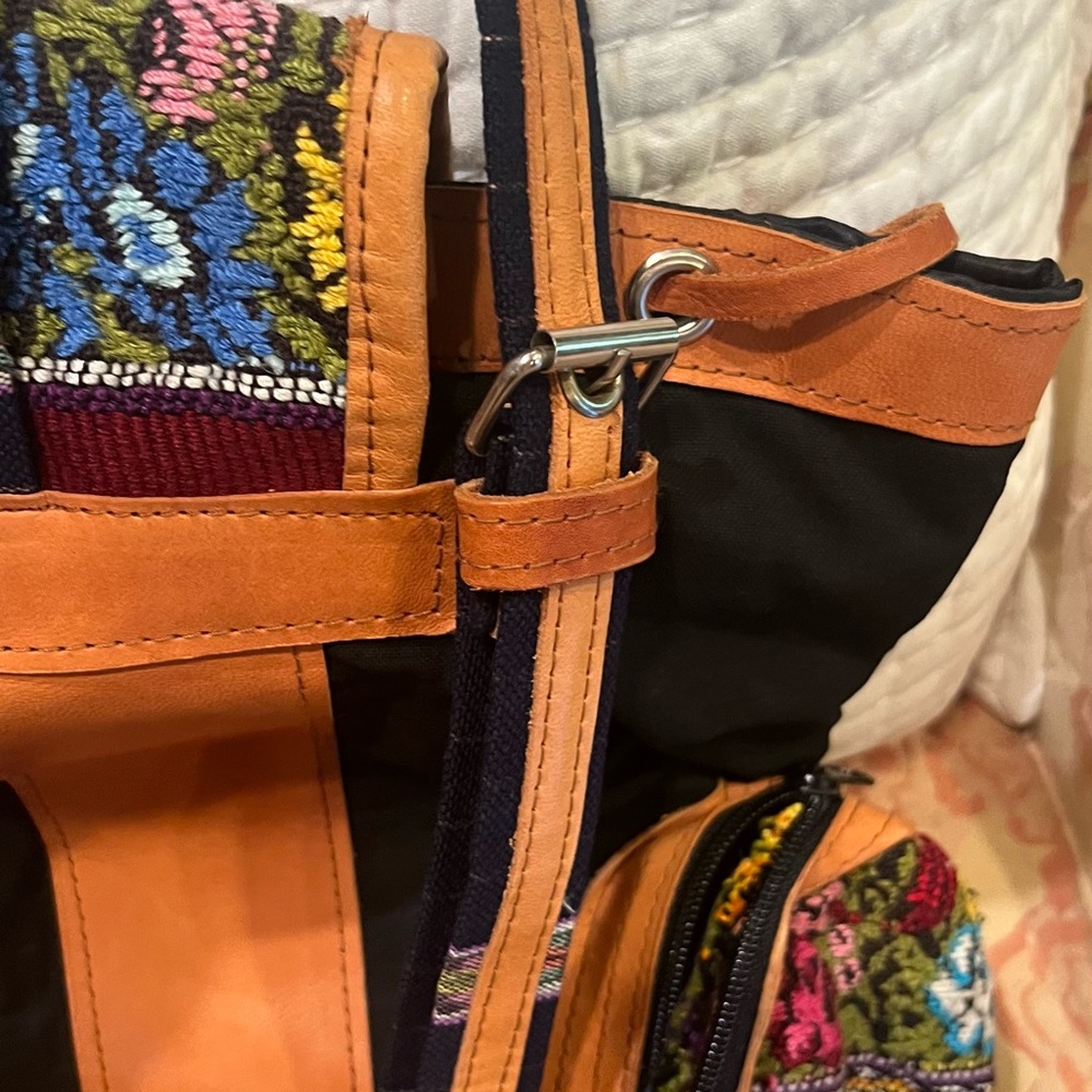 Backpack - Picture 7 of 10